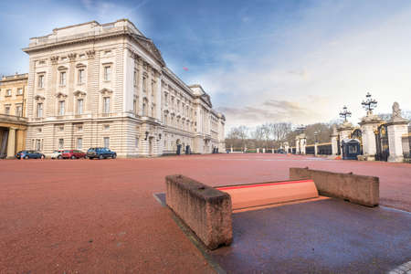 Inside Buckingham Palace area.のeditorial素材