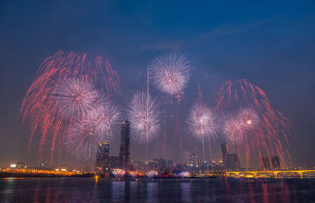 International Fireworks Festival at the 63 Building in Seoul,South Koreaのeditorial素材