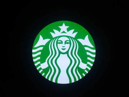 Chonburi, Thailand - August 30th 2017: Starbucks exterior logo. Starbucks coffee shop in the Thailand.のeditorial素材