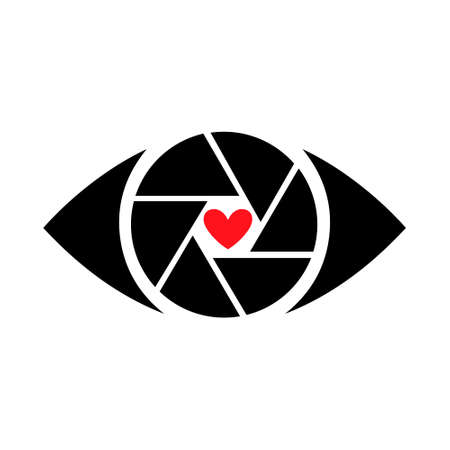 Heart. The shutter of the camera, lenses, and camera Icon vector.のイラスト素材