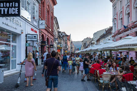 Brasov, Romania - 10 August, 2017: The Brasov Council Square (Piata Sfatului), is the main central square of the old medieval city of Brasov.のeditorial素材
