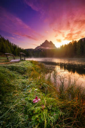 Antorno lake with famous Tre Cime di Lavaredo (Drei Zinnen) mount. Dolomite Alps, Province of Belluno, Italy, Europe. Beauty of nature concept background.の写真素材