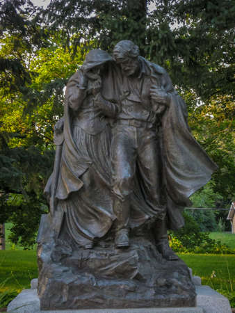 Statue of Mormon pioneers in Nebraskaのeditorial素材