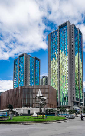BOGOTA, COLOMBIA - NOVEMBER 11, 2018: Roundabout on Av 19 with 3 in the center of the city, one of the university areas of Bogotaのeditorial素材
