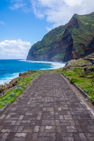 Achadas da Cruz village, view of the cliffs from the scenic stone path, Madeiraの写真素材