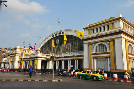Bangkok Railway Station, unofficially known as Hua Lamphong Station, is the main railway station in Bangkok, Thailandのeditorial素材