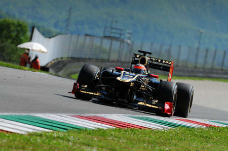 MUGELLO, ITALY - MAY 2012: Romain Grosjean of Lotus Renault F1 drives during testing session in Mugello Circuit, Italy.のeditorial素材
