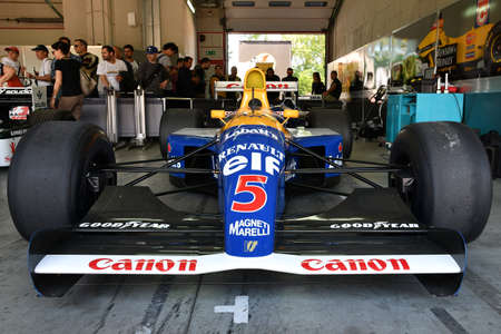 Imola, 27 April 2019: Historic 1992 F1 Williams FW14B ex Riccardo Patrese - Nigel Mansell in the box during Minardi Historic Day 2019 at Imola Circuit in Italy.のeditorial素材