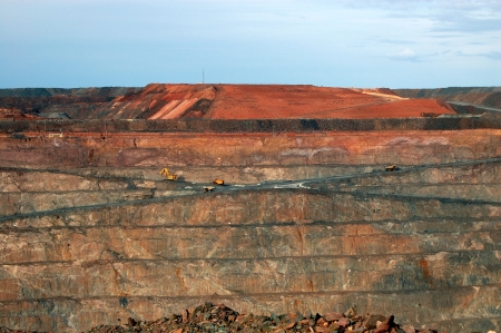 Trucks in Super Pit gold mine, Kalgoorlie, Western Australiaの写真素材