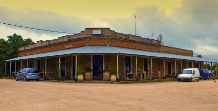 Old Restaruant in a dirt road in the outsides of Uruguay.のeditorial素材