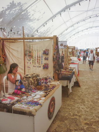 CARTAGENA, COLOMBIA, DECEMBER - 2015 - Interior perspective view of store with traditional ethnic colombian style accessories and crafts in Cartagena de Indias, the most famous watering place of Colombia.のeditorial素材
