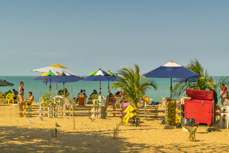 FORTALEZA, BRAZIL, DECEMBER - 2015 - Landscape scene with people at the beach in Fortaleza, Brazilのeditorial素材