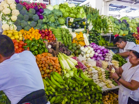 GUAYAQUIL, ECUADOR, DECEMBER - 2016 - Fruits and vegetables stand at street market in Guayaquil, Ecuadorのeditorial素材