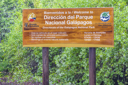 GALAPAGOS, ECUADOR, AUGUST - 2016 - Wooden signpost information at Galapagos National Park, Ecuadorのeditorial素材