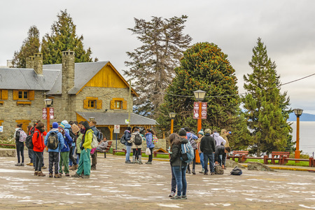 SAN CARLOS DE BARILOCHE, ARGENTINA, APRIL - 2017 - Group of tourists at civic center in Bariloche, Argentinaのeditorial素材