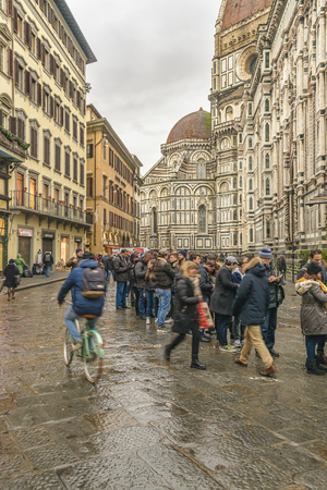 FLORENCE, ITALY, JANUARY - 2018 - Winter urban day scene at famous piazza del duomo at Florence city, Italyのeditorial素材