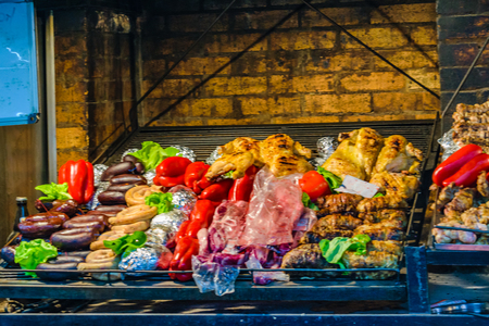 Traditional uruuguayan food at famous mercado del puerto market at ciudad vieja district in Montevideo city, Uruguayのeditorial素材