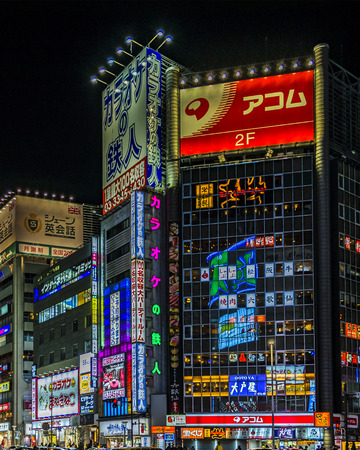 TOKYO, JAPAN, JANUARY- 2019 - Urban street night scene at shinjuku district, tokyo, japanのeditorial素材