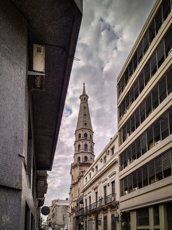 Unusual perspective urban street at famous touristic ciudad vieja neighborhood, montevideo city, uruguayの写真素材
