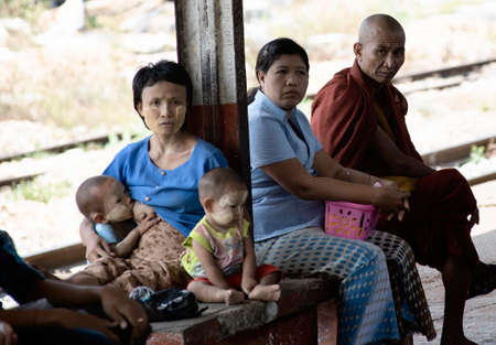 Yangon, Myanmar - February 22, 2014: Fruit And Vegetable Market On Danyingon Railway Stationのeditorial素材