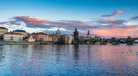 The Vltava River and the Charles Bridge in Pragueのeditorial素材