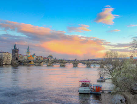 The Vltava River and the Charles Bridge in Pragueのeditorial素材