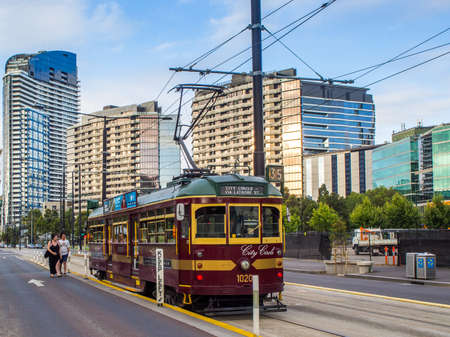 AUSTRALIA, MELBOURNE - January 23, 2015: Melbourne City Circle tram is a heritage tram that circles the city attactions.のeditorial素材