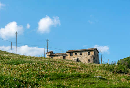 A mountain retreat under blue skyのeditorial素材