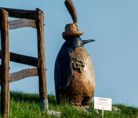 Wooden sculpture of a penguinのeditorial素材