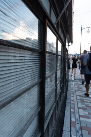 Close Up Of Detail Of Japanese Traditional Windows In Tokyo On Blurred Backgroundの写真素材