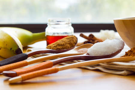 Oats with banana caramelized and cinnamonの写真素材