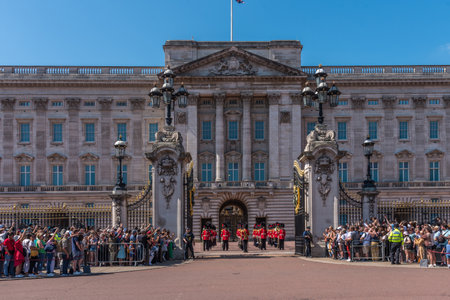 United Kingdom, London - July 29, 2022: Visitors waiting the changing the guard in front of the Royal Buckingham Palace.のeditorial素材