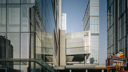 Chunxi Road Chengdu business districtのeditorial素材