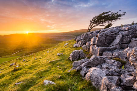Vibrant Evening Sunset At Twistleton Scar In North Yorkshire, UK.の写真素材