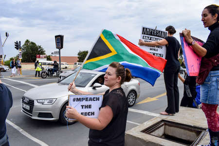 JOHANNESBURG, SOUTH AFRICA - APRIL 7, 2017: South African citizens protesting the presidency of South African President Jacob Zumaのeditorial素材