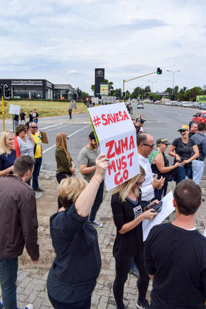 JOHANNESBURG, SOUTH AFRICA - APRIL 7, 2017: South African citizens protesting the presidency of South African President Jacob Zumaのeditorial素材