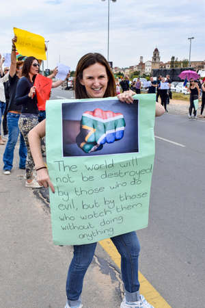 JOHANNESBURG, SOUTH AFRICA - APRIL 7, 2017: South African citizens protesting the presidency of South African President Jacob Zumaのeditorial素材