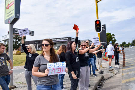 JOHANNESBURG, SOUTH AFRICA - APRIL 7, 2017: South African citizens protesting the presidency of South African President Jacob Zumaのeditorial素材