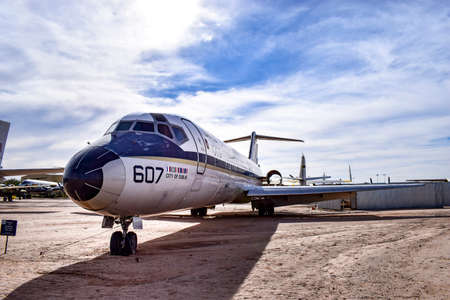 Tucson, Arizona, USA - December 27, 2016: McDonnell Douglas C-9B Skytrain IIのeditorial素材