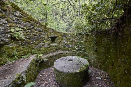 route around the waterfall of Barosa