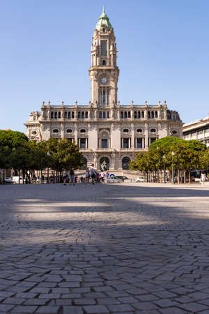 Porto City Hall with people walking. Sidewalkin the foregroundのeditorial素材