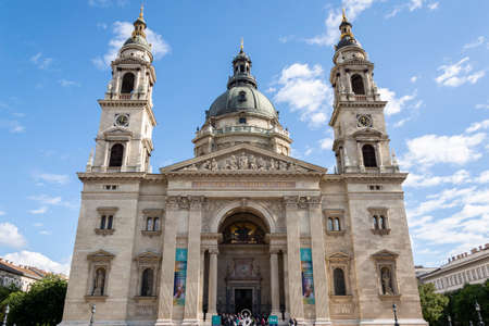 St. Stephen's Basilica. Giant church. Blue sky and clouds. Budapest, Hungaryのeditorial素材
