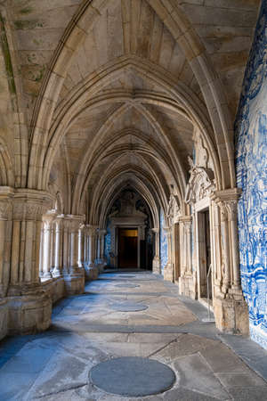 Porto Cathedral hall. Medieval architecture and traditional Portuguese blue tiles. Porto, Portugal.のeditorial素材