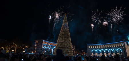 New Year's and a tree in the city