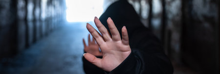Severe Mental Condition â€“ Girl in the Tunnel
