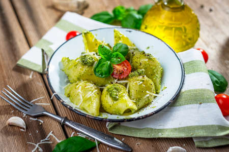 Pasta conchiglie con pesto genoveseの写真素材