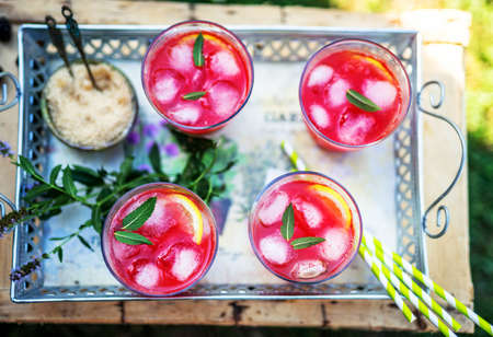 Watermelon smoothies with mint 