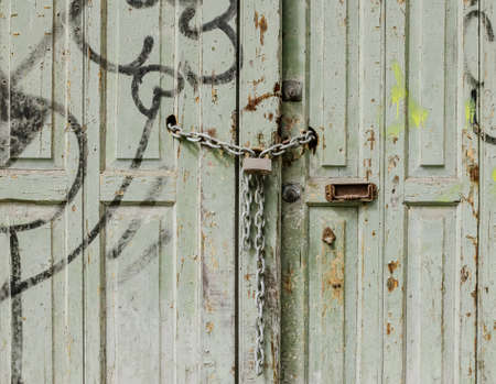 Close wood door