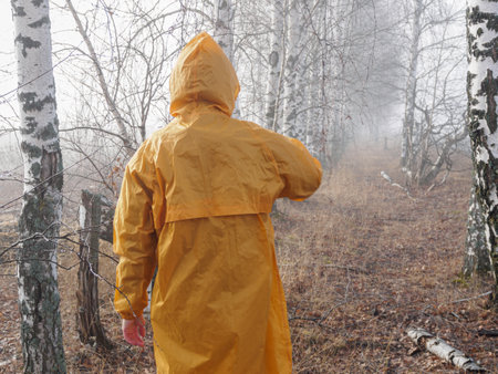 Volunteers in search of missing people: activism and support that brings the community together to help in need.の写真素材