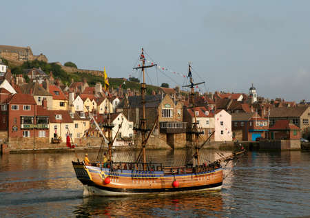 WHITBY HARBOUR OLD SIDE WITH SAILING SHIPのeditorial素材